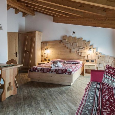 Agriturismo Dalla Natura La Salute Giustino Exterior foto